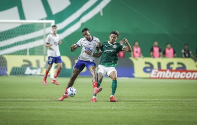Com gol nos acréscimos, Bahia vence o Palmeiras e quebra tabu histórico no Allianz