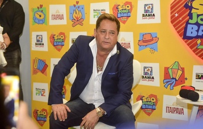 Leonardo fala sobre longevidade na música e agradece carinho dos fãs no São João da Bahia