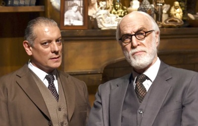 Espetáculo “A Última Sessão de Freud” retorna para nova temporada em Salvador