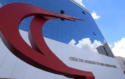 Justiça expande defesa via gravação de vídeo e gera protestos da OAB