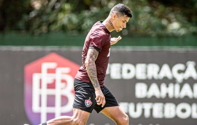 Vitória ganha reforço defensivo: Camutanga é liberado e pode estrear contra Atlético-MG