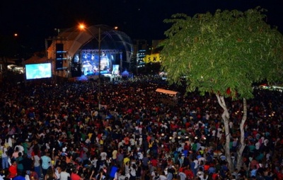 “Festa do Pedrão”: Deputada sugere que festa criada pelo marido se torne Patrimônio Imaterial da Bahia