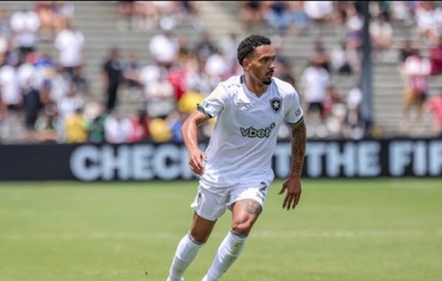 Vitinho do Botafogo é convocado para a Seleção Brasileira em substituição a Vanderson