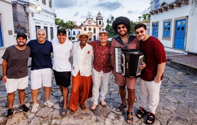 Chico Kertész comenta bastidores de "Dominguinho", projeto audiovisual com João Gomes, Mestrinho e Jota.pê