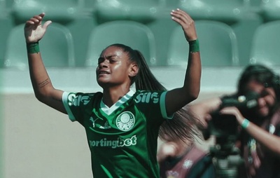 Palmeiras vence Flamengo e garante vaga na semifinal do Brasileirão Feminino