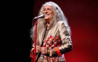 Maria Bethânia: mostra inédita celebra 60 anos de carreira em Ouro Preto