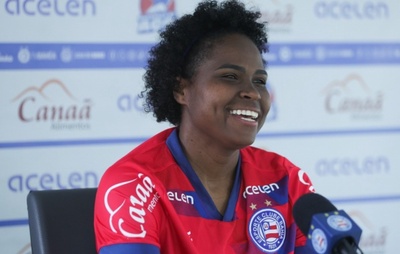 Bahia anuncia saída da goleira Dida após curta passagem