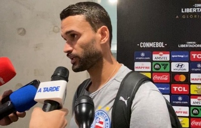 "Faltou paciência para segurar o resultado", avalia Willian José após derrota do Bahia para o Nacional