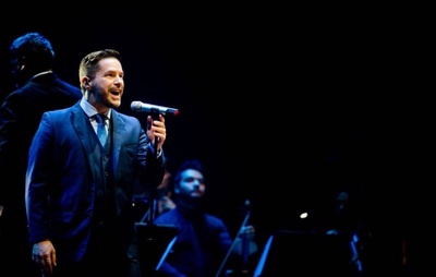 Pedro Mariano, filho de Elis Regina, apresenta show da turnê “A2 Vol.2” em Salvador