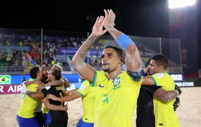 Brasil chega à final da Copa do Mundo de beach soccer após goleada contra Portugal