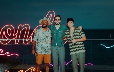 "À Moda Antiga": Sertanejo Breno Ferreira lança single em parceria com Alexandre Pires e Léo Foguete