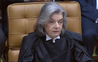 Cármen Lúcia defende luta do STF pela democracia e diz que "a ditadura é o pecado mortal da política"