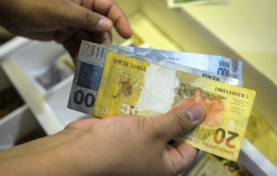 Crédito do Trabalhador beneficia quase 95 mil celetistas na Bahia; Mais 450 milhões foram investidos