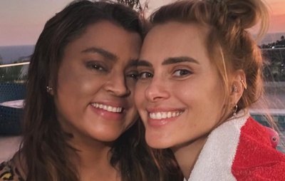 Carolina Dieckmann emociona ao compartilhar lembrança de Preta Gil: 'Ainda me pego sacando o telefone'