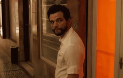 'O Agente Secreto': Filme que deu prêmio inédito a Wagner Moura terá exibição gratuita no Museu do Louvre