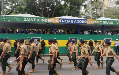 Salvador celebra 203 anos da Independência do Brasil com grandioso desfile cívico-militar