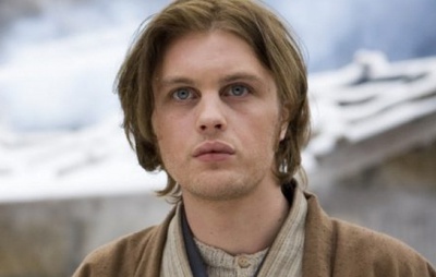 Ator de 'Sonhadores', Michael Pitt é preso por abuso sexual e agressão contra ex-namorada