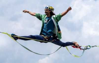 Conheça a história de Matheus Vidal, baiano campeão mundial de Slackline na Bélgica