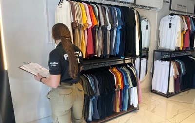 Polícia Civil apreende R$ 200 mil em roupas e produtos falsificados em operação no sudoeste baiano