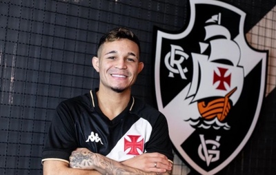 Vasco sofre transferban da FIFA por dívida com Nantes, da França; clube alega já ter tomado medidas