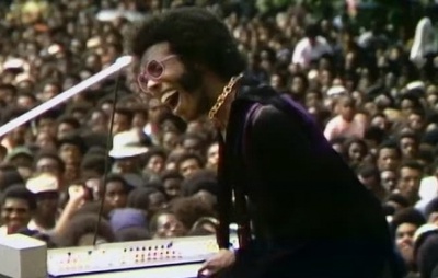Morre Sly Stone, pioneiro americano do funk, aos 82 anos