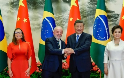 Janja toma a palavra, critica o TikTok, irrita o presidente chinês e constrange a comitiva brasileira