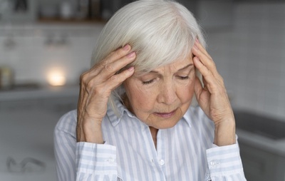 Dia do Idoso: Alerta para o Alzheimer e estratégias de prevenção em um Brasil que envelhece