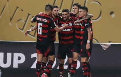 Copa do Mundo de Clubes: Jorginho estreia com assistência e Flamengo vence o Espérance pelo Grupo D