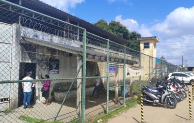 Júri condena quatro homens a 26 anos por dupla execução dentro de presídio em Feira de Santana