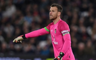 Botafogo Avança por Neto, Mas Contratação Depende da Venda de John ao West Ham