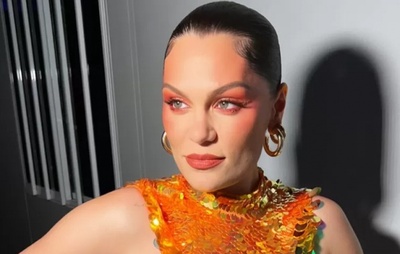 Jessie J revela descoberta de câncer de mama e anuncia pausa na carreira; artista tem show marcado no Brasil
