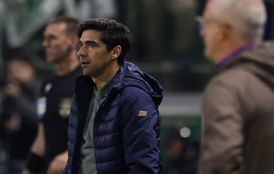 Palmeiras: Torcida Protesta Intensamente Após Eliminação na Copa do Brasil, Abel Ferreira e Diretoria na Mira