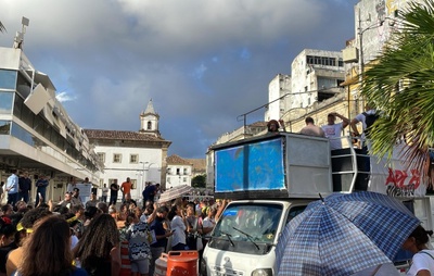 Sindicato dos servidores públicos de Salvador aprova estado de greve; assembleia-geral é marcada para terça-feira