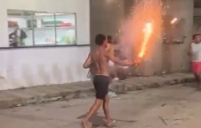 Jovem tem dedo decepado após espada de fogo explodir em Cruz das Almas